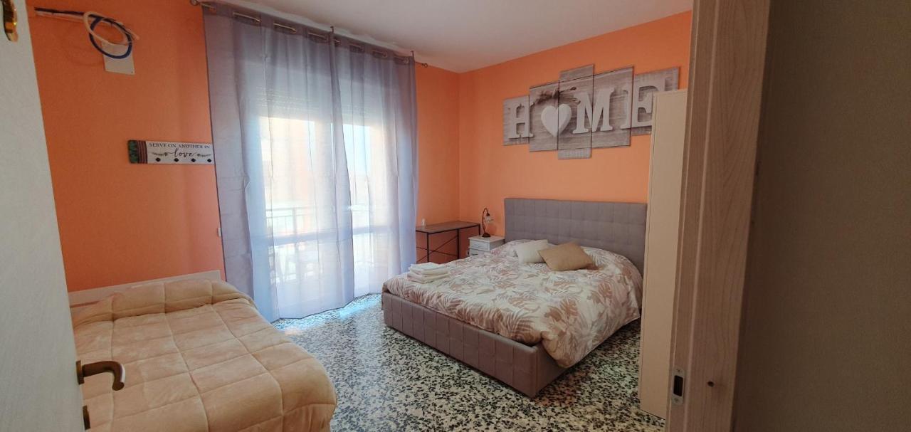 Andrea Affittacamere E B&B Solignano Nuovo Exterior foto