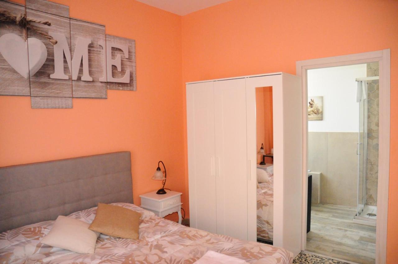 Andrea Affittacamere E B&B Solignano Nuovo Exterior foto